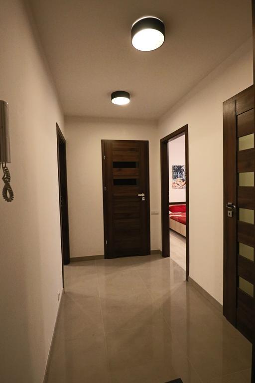 Apartment Mona Warsaw Przy Stacji Metra Экстерьер фото