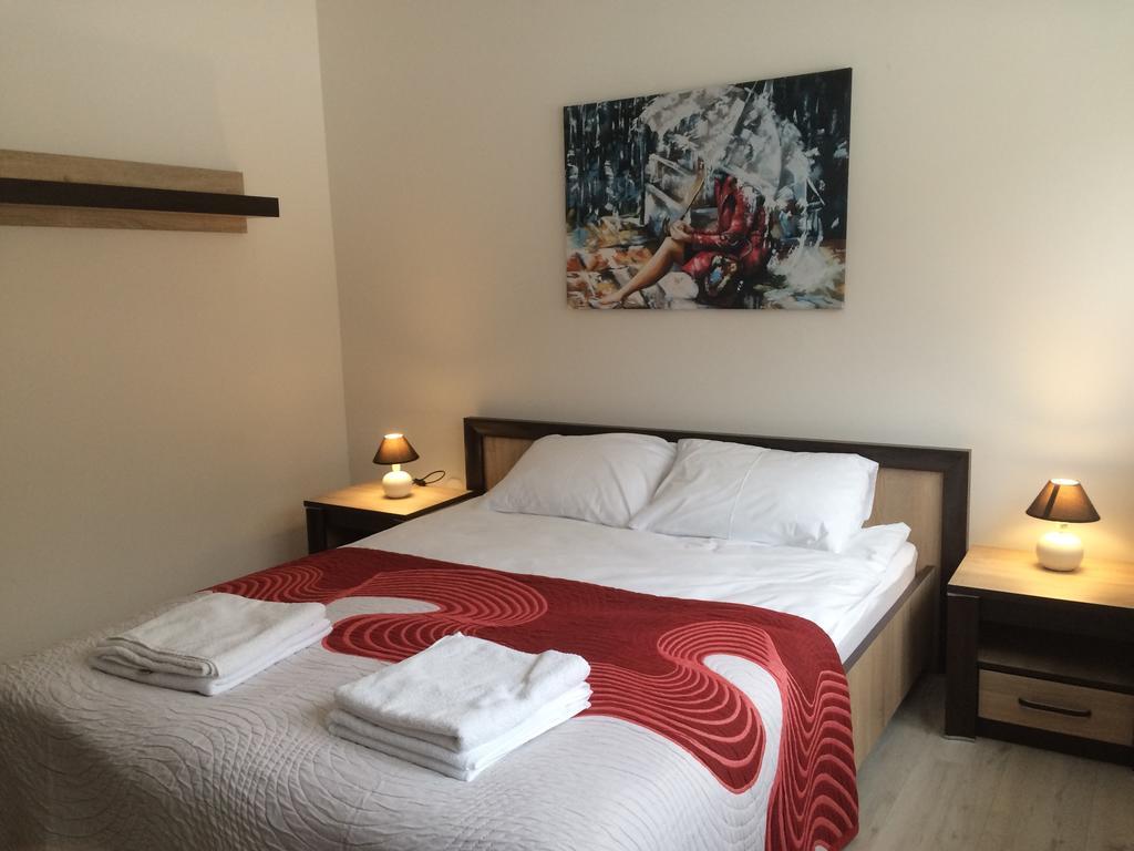 Apartment Mona Warsaw Przy Stacji Metra Экстерьер фото